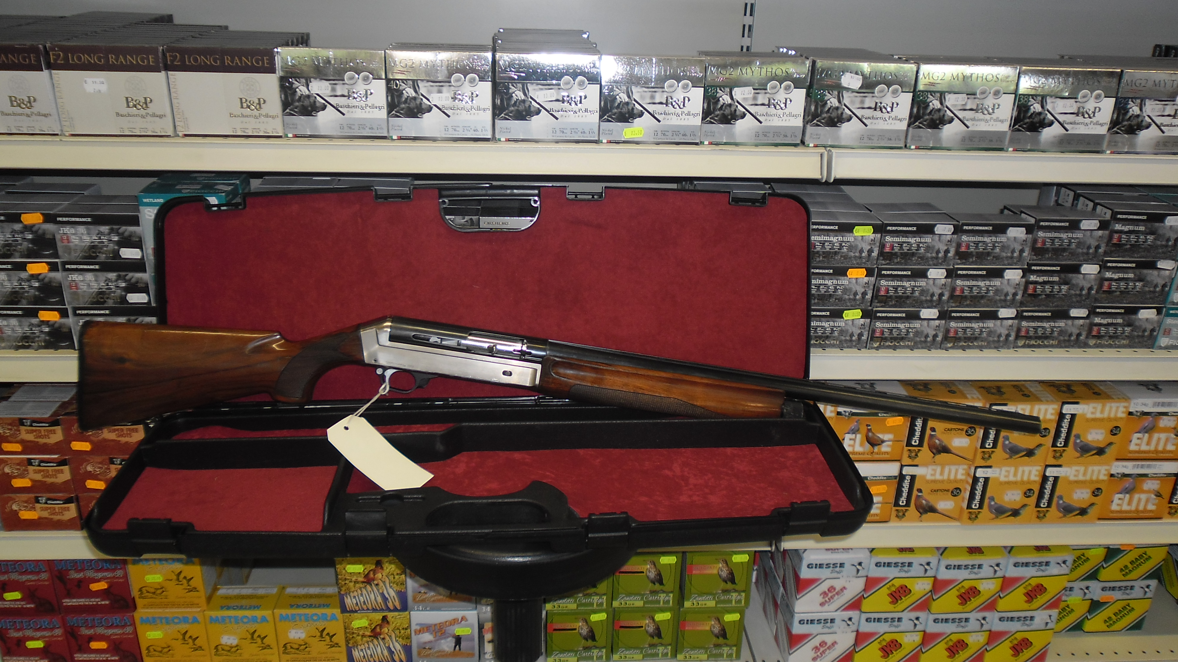 FUCILE SEMIAUTOMATICO - MARCA BENELLI - MODELLO SPECIAL 80 - CALIBRO 12 300