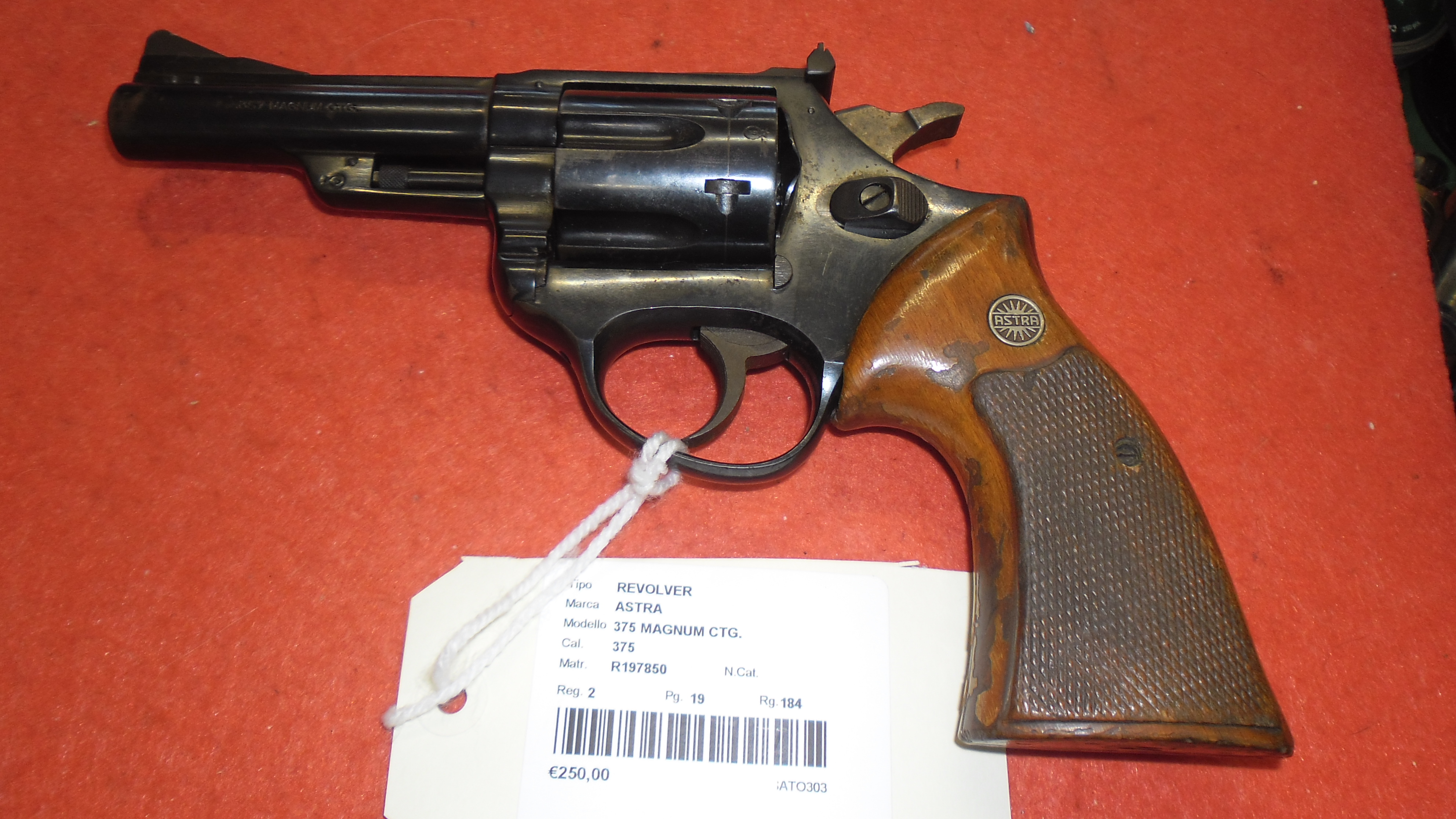 REVOLVER - MARCA ASTRA - MODELLO 375 MAGNUM CTG. - CALIBRO 375 698