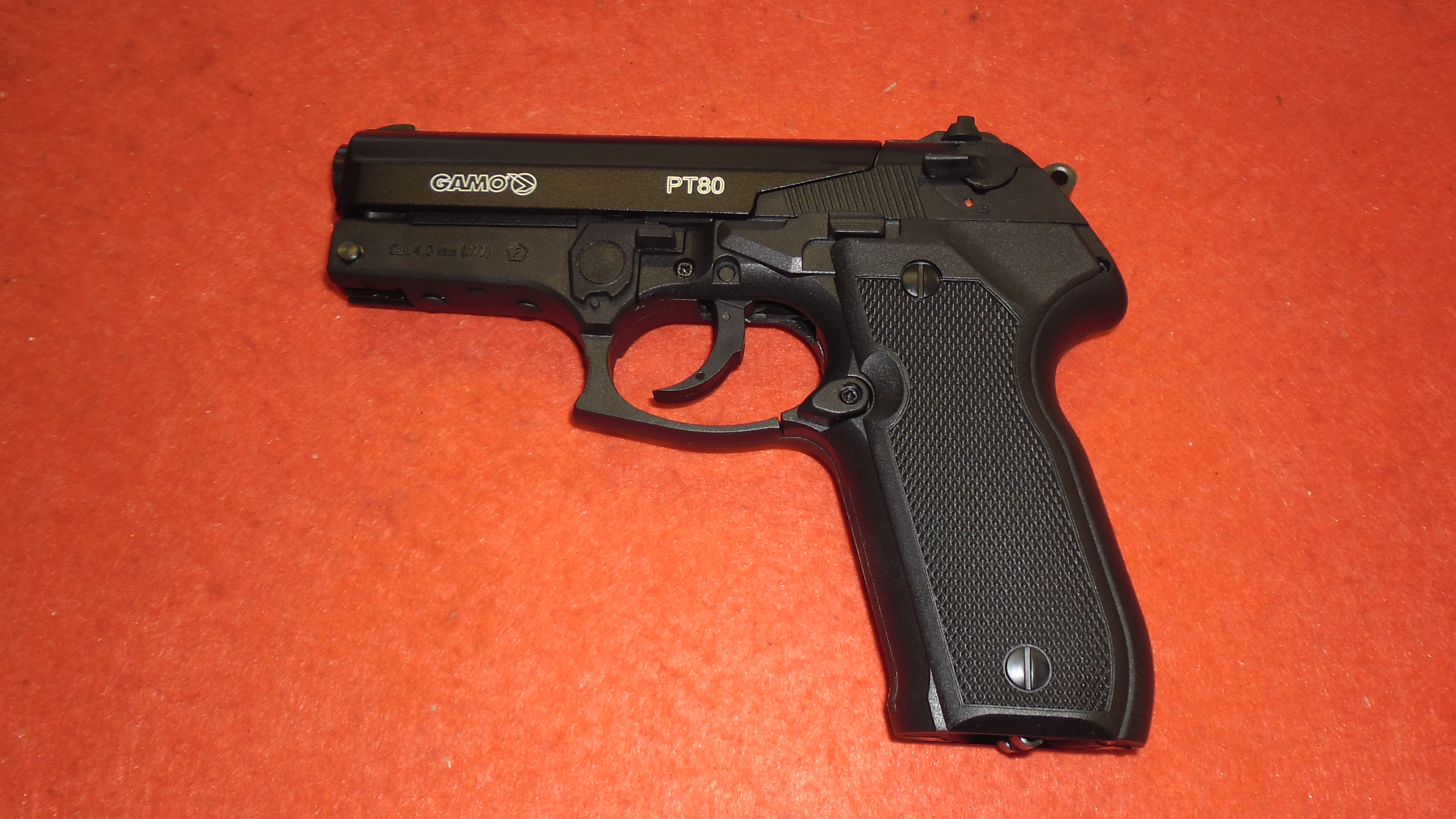 AC PISTOLA LIBERA VENDITA - MARCA GAMO - MODELLO PT80 - CALIBRO 4,5 701